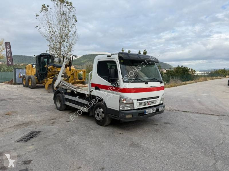 Ciężarówka Mitsubishi Fuso