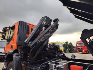 شاحنة حاوية Iveco