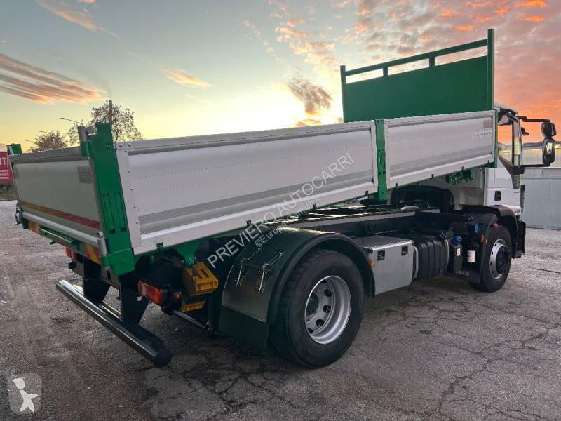 شاحنة Iveco