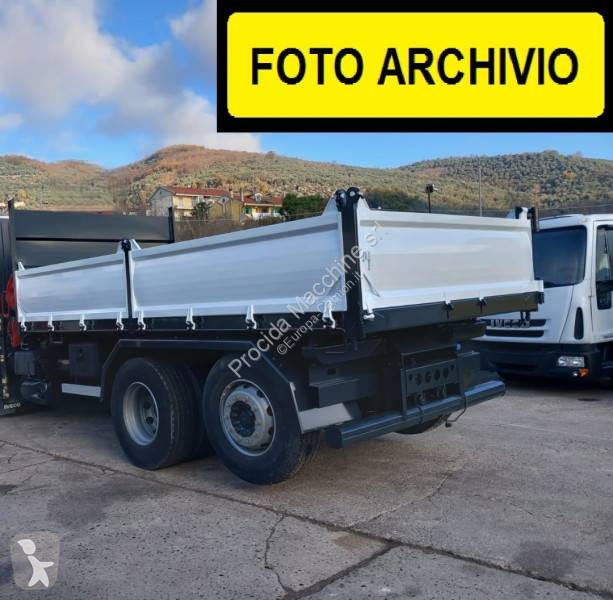 شاحنة Iveco
