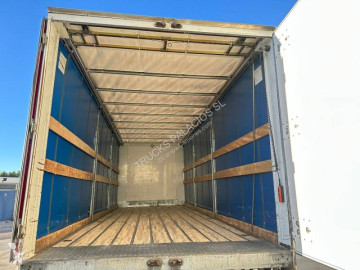 Camión tautliner (lonas correderas) DAF