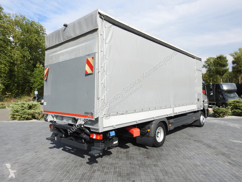 شاحنة Mercedes 1221 ATEGO