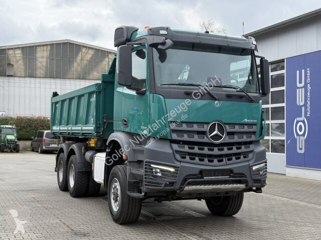 Camion Mercedes Arocs 3351 6x6 Kipper Bordmatic...