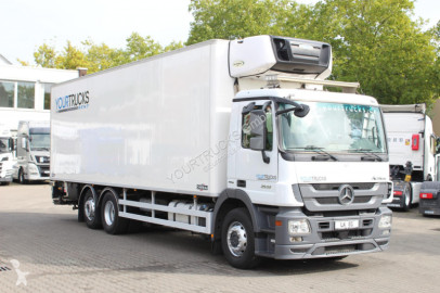Камион хладилно Mercedes
