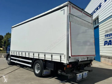 Camión tautliner (lonas correderas) MAN