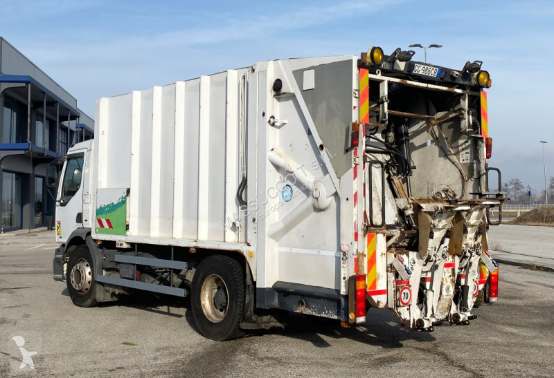 شاحنة Renault 260