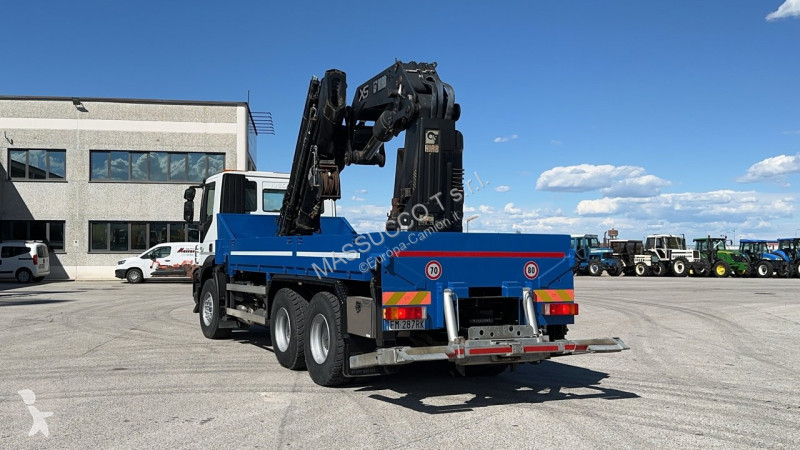Vrachtwagen Iveco 410