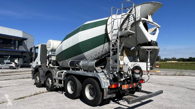 Beton Iveco 410 8X4