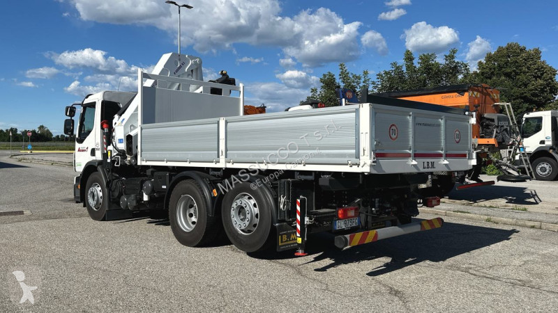 شاحنة Volvo FE350 6x2