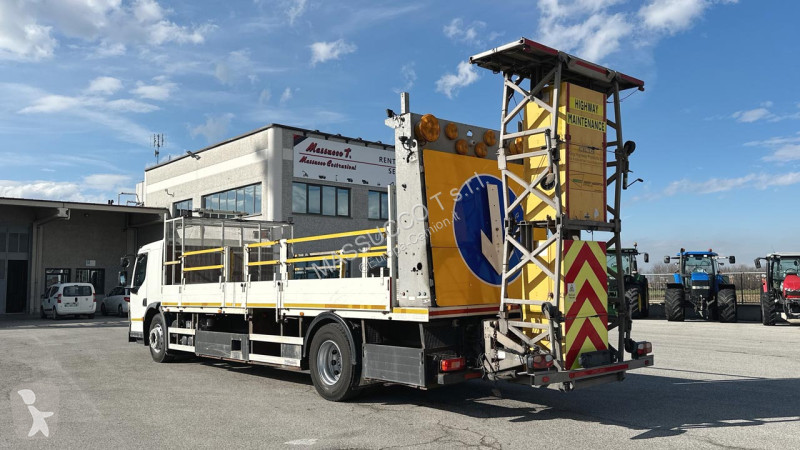 شاحنة Volvo FE 250 4X2