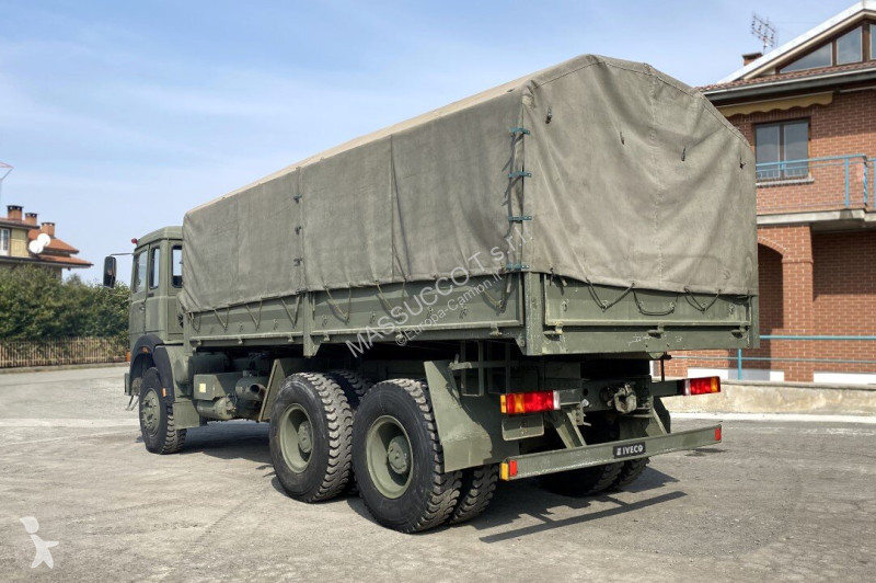 شاحنة Iveco
