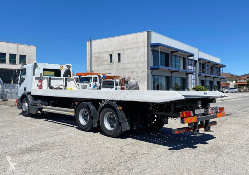 شاحنة Renault 370 6x2