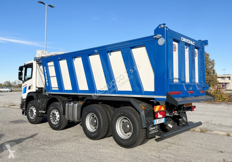 شاحنة Scania P500 XT 8X4
