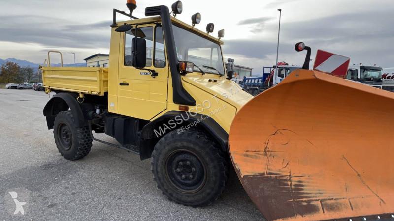 شاحنة Unimog U130