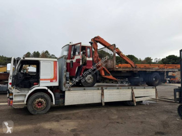 Camion plateau standard Scania