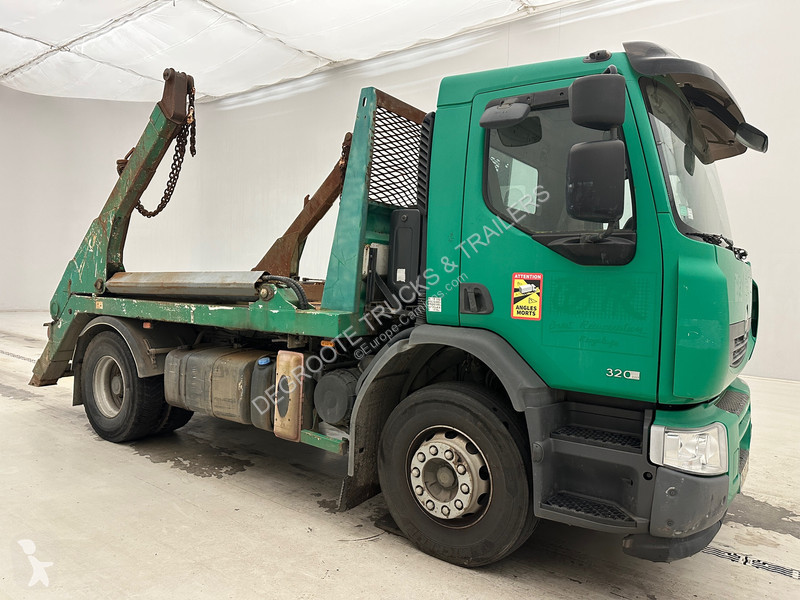 شاحنة Renault 320 DXi