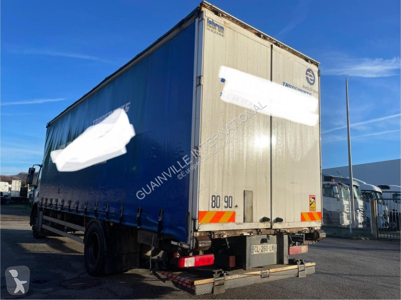 شاحنة Renault 270 DXI