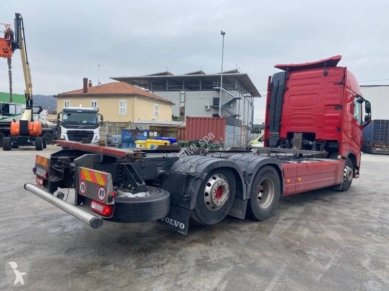 شاحنة Volvo