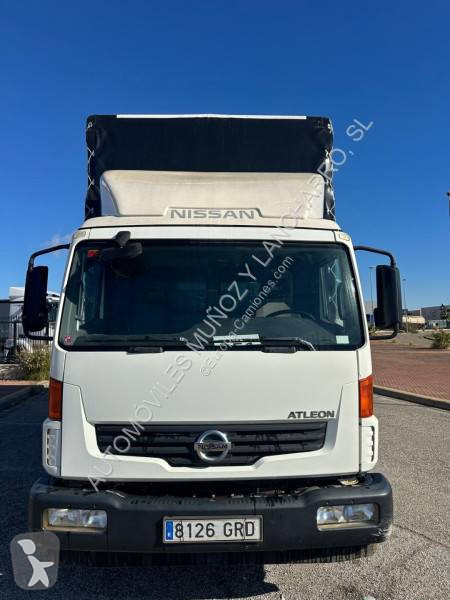 شاحنة Nissan