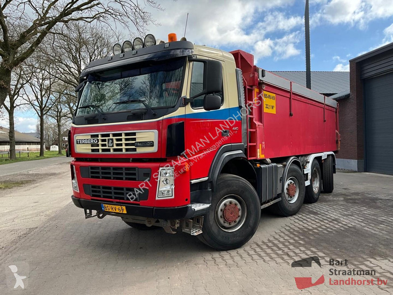 Lastbil Terberg FM2000-T 8x8 Euro 5 met 22,1m3...