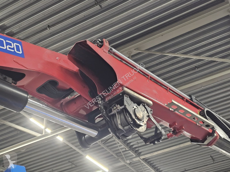 شاحنة Scania 490 8x4*4 / HMF 5020 + JIB