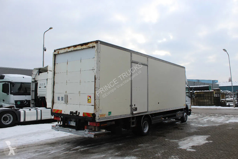 شاحنة Mercedes 1224 * EURO5 * 4X2 *