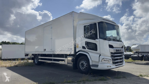 Camião DAF FA XD 370 4X2