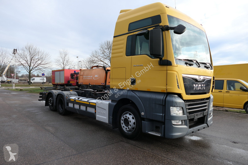 شاحنة MAN TGX 26.420 6x2 KLIMA AHK Lenkachse