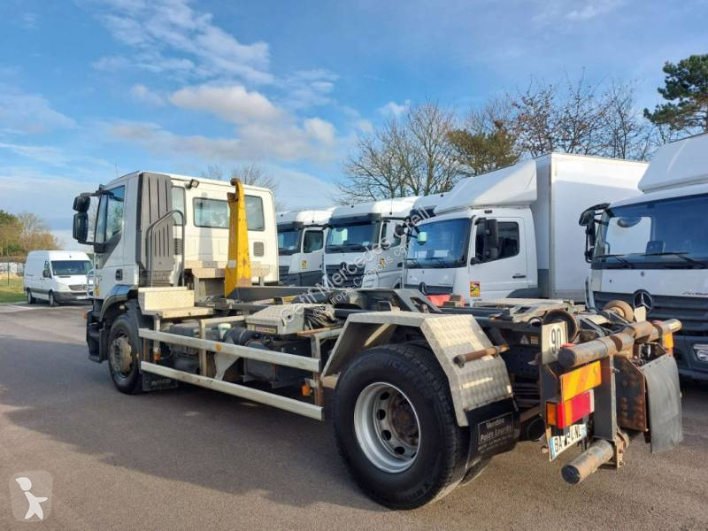 شاحنة Iveco