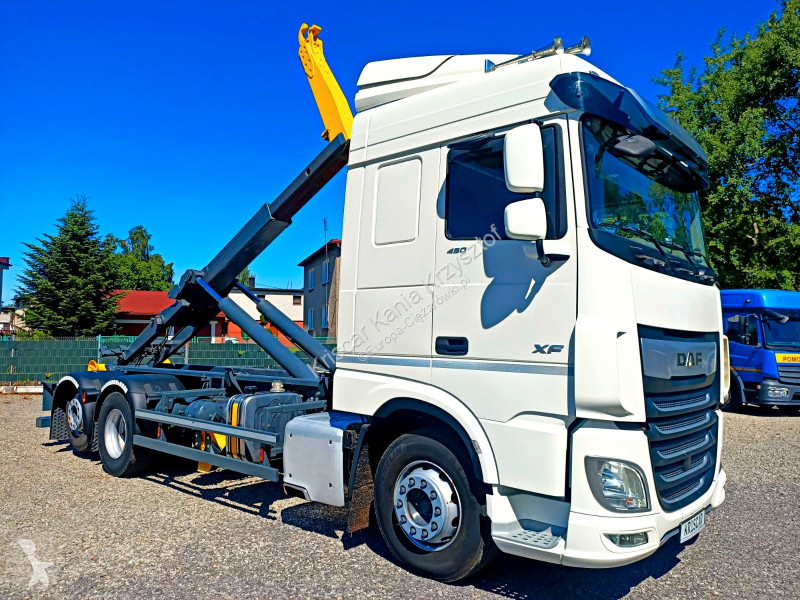 شاحنة DAF 450 6X2 for 7,5m Container