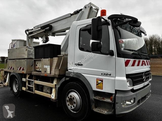 شاحنة Mercedes ATEGO
