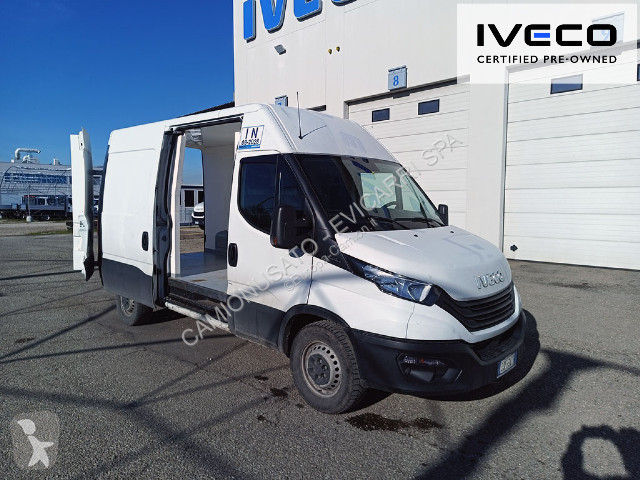 عربة نفعية Iveco DAILY 35S14V