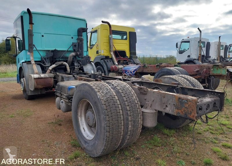 Trekker Mercedes ECONIC 1823