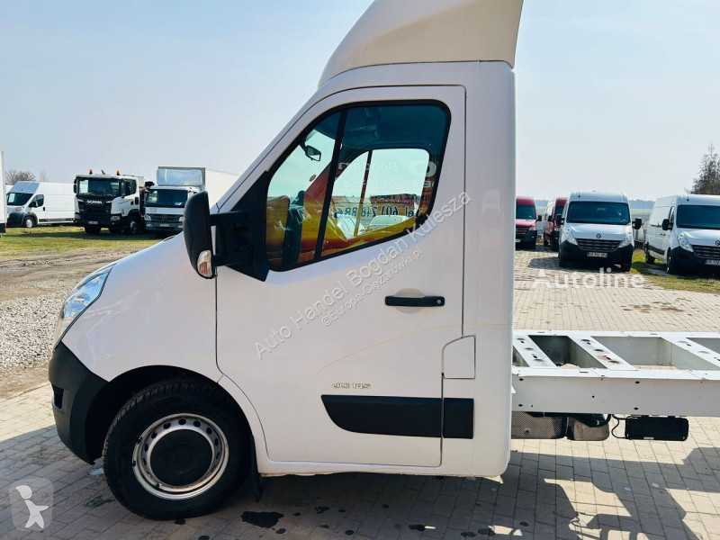 Лекотоварен автомобил Renault T35