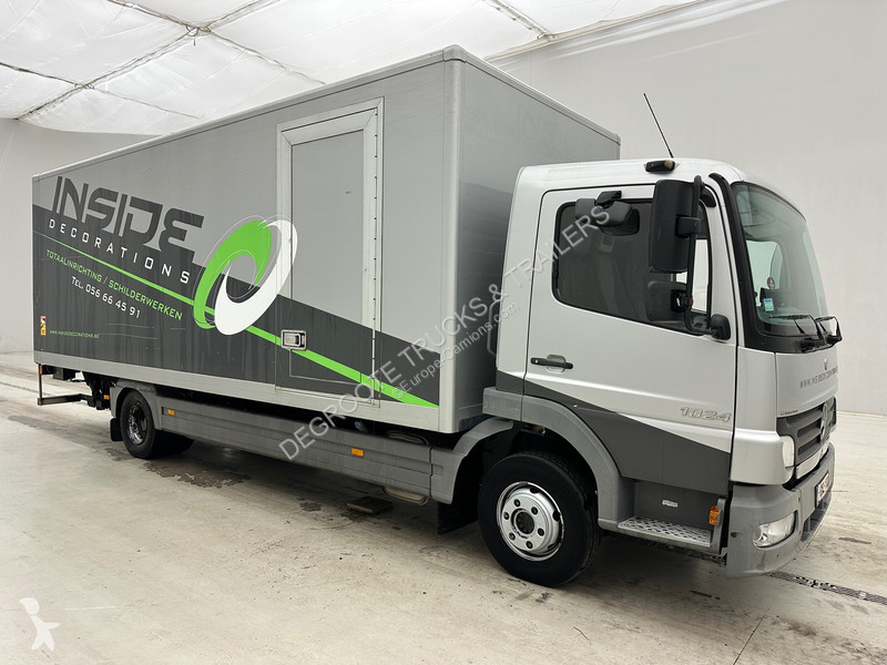 Camion Mercedes 1024