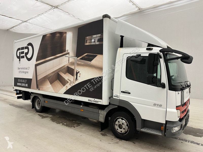 شاحنة Mercedes 816