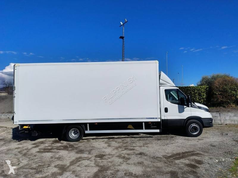 شاحنة Iveco