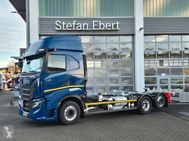 شاحنة Iveco AS260S50Y/FS CM 6x2-4 BDF...