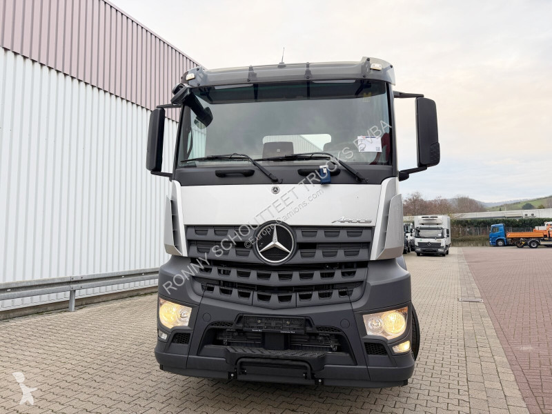 Camion Mercedes Arocs 2542 L 6x2/4 Arocs...
