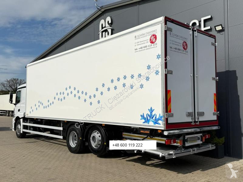 شاحنة Mercedes 2530