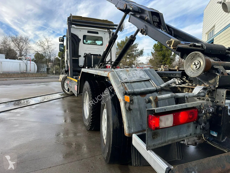 شاحنة Renault C430 portacontenedor de gancho
