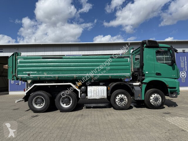 شاحنة Mercedes Arocs 4145 8X6 Kipper Schwarzmüller
