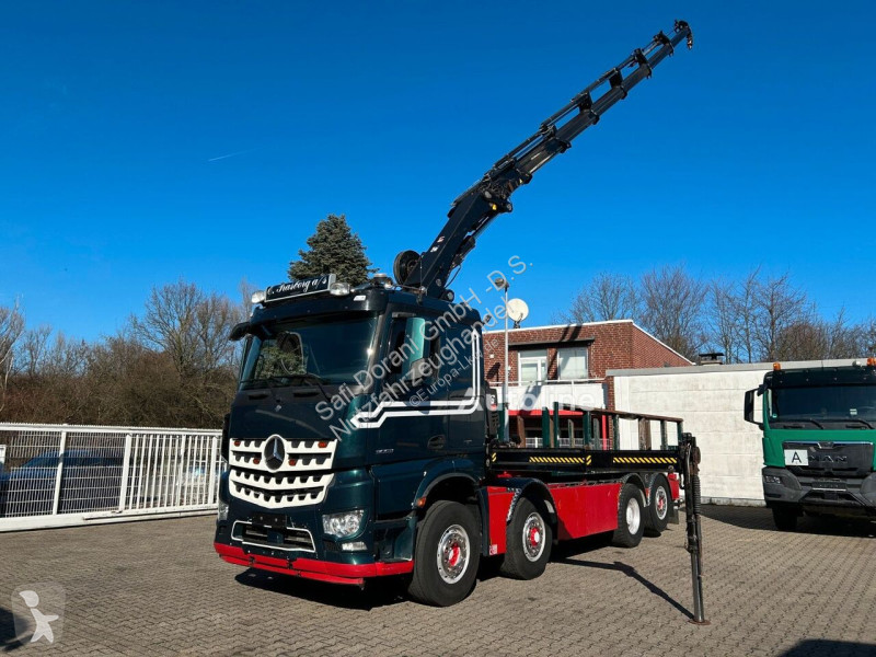 شاحنة Mercedes 302