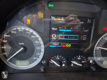 شاحنة حاملة آليات Iveco
