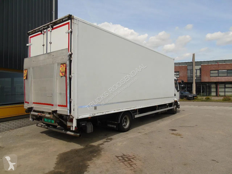 شاحنة Renault 220 + euro 5 + MANUAL + lift + 12T