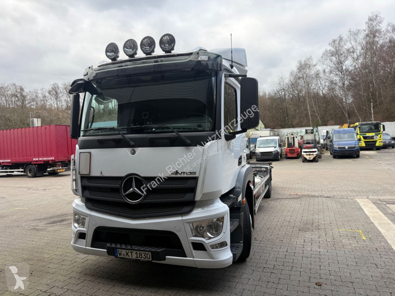 شاحنة Mercedes 1833 org 237 Tkm LBW 1 Hd 1...