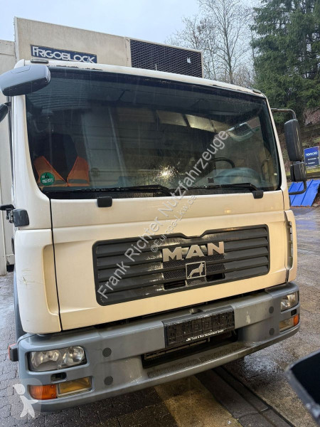 شاحنة MAN 12.210 Kühlkoffer org 265 Tkm LBW Tüv...