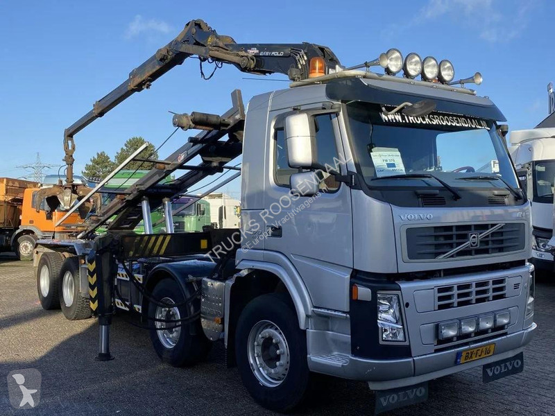 شاحنة Volvo 370 + Euro 5 + Palfinger Z-Q170...