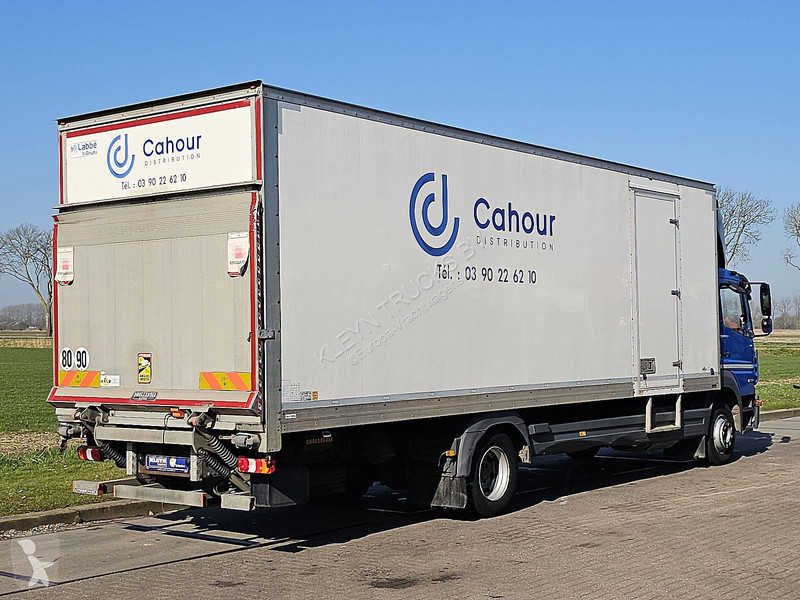 شاحنة Mercedes ATEGO 1224 AIRCO TAILLIFT
