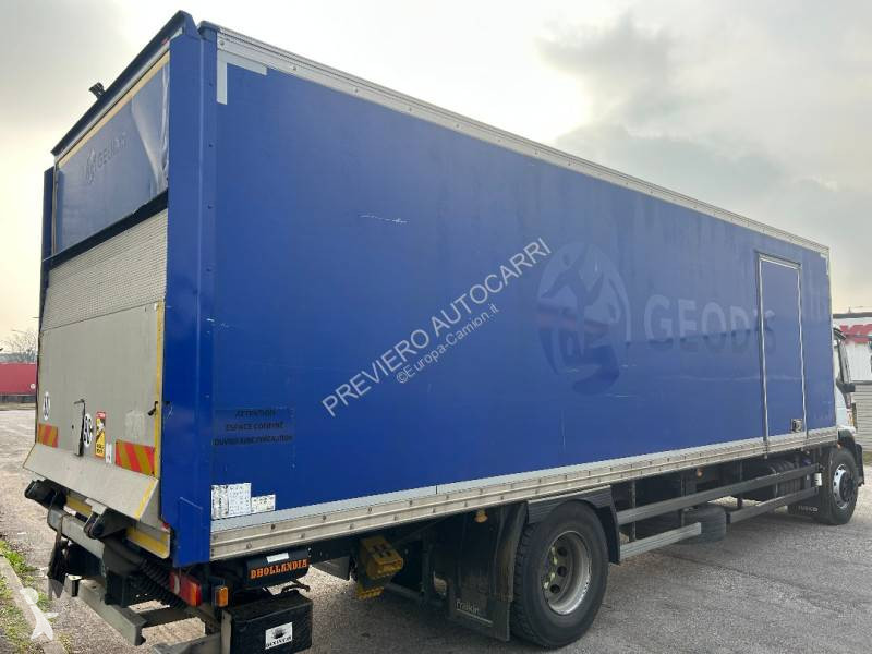 شاحنة Iveco